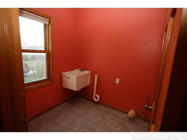 1365 Sparrow Road Waconia, MN 55387 - Photo 7 of 14