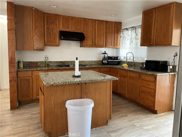 $603,000 | 9543 Laurel Avenue, Fontana, CA 92335