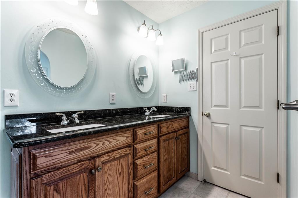 11012 Fairway Ridge Lane Fishers, IN 46037 - Photo 18 of 31 Gallery Image 18