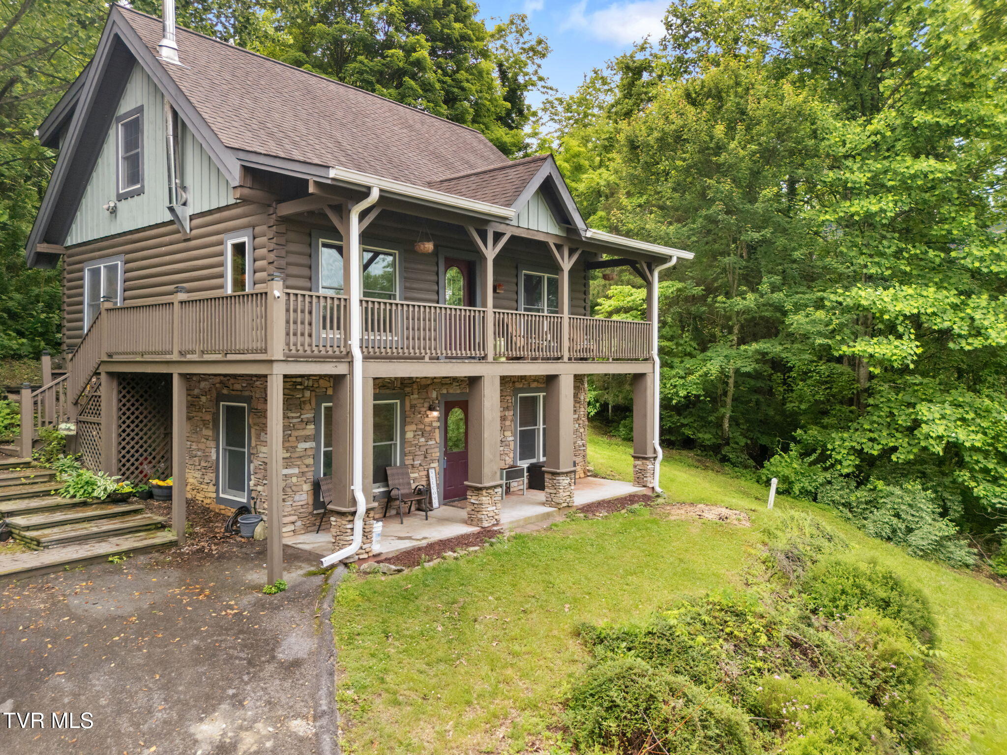 21179 Green Spring Road Abingdon, VA 24211 - Photo 6 of 37 8-web-or-mls-21197-green-spring-rd - Cop