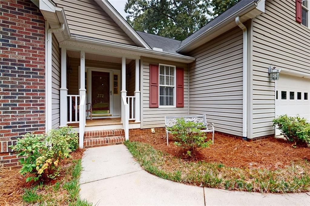372 Maple Ridge Circle Salisbury, NC 28147 - Photo 7 of 48