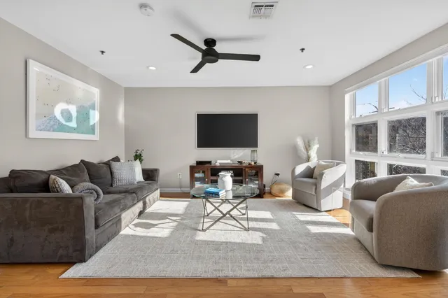 $1,125,000 | 659 1st Street, Unit 410, Hoboken, NJ 07030