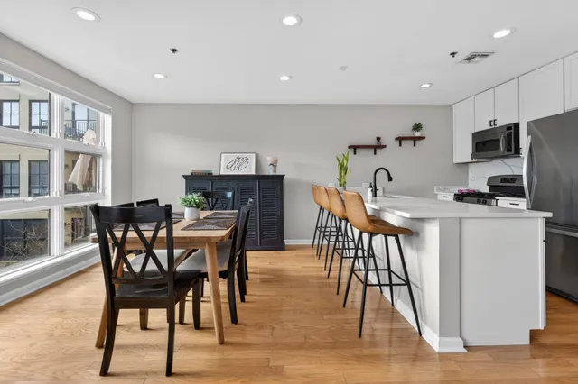 $1,125,000 | 659 1st Street, Unit 410, Hoboken, NJ 07030