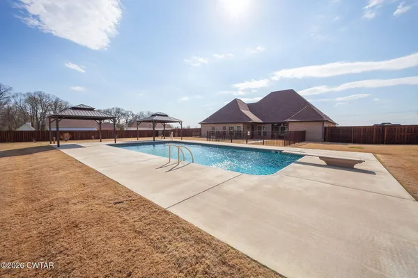 $599,000 | 724 Blackmon Street, Medina, TN 38355