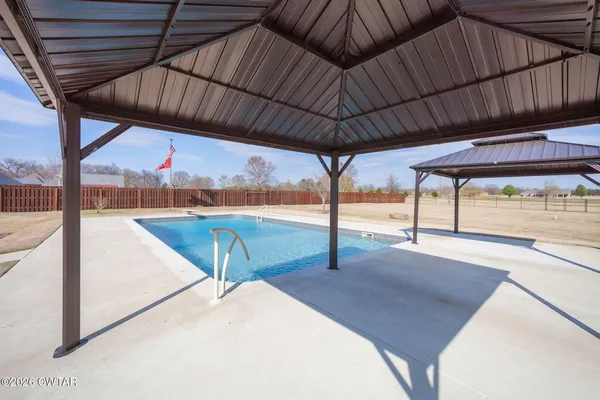 $599,000 | 724 Blackmon Street, Medina, TN 38355