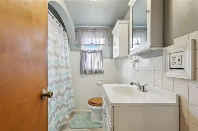 $260,000 | 422 Mifflin Street, West Mifflin, PA 15122