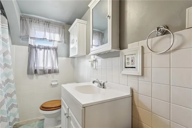 $260,000 | 422 Mifflin Street, West Mifflin, PA 15122