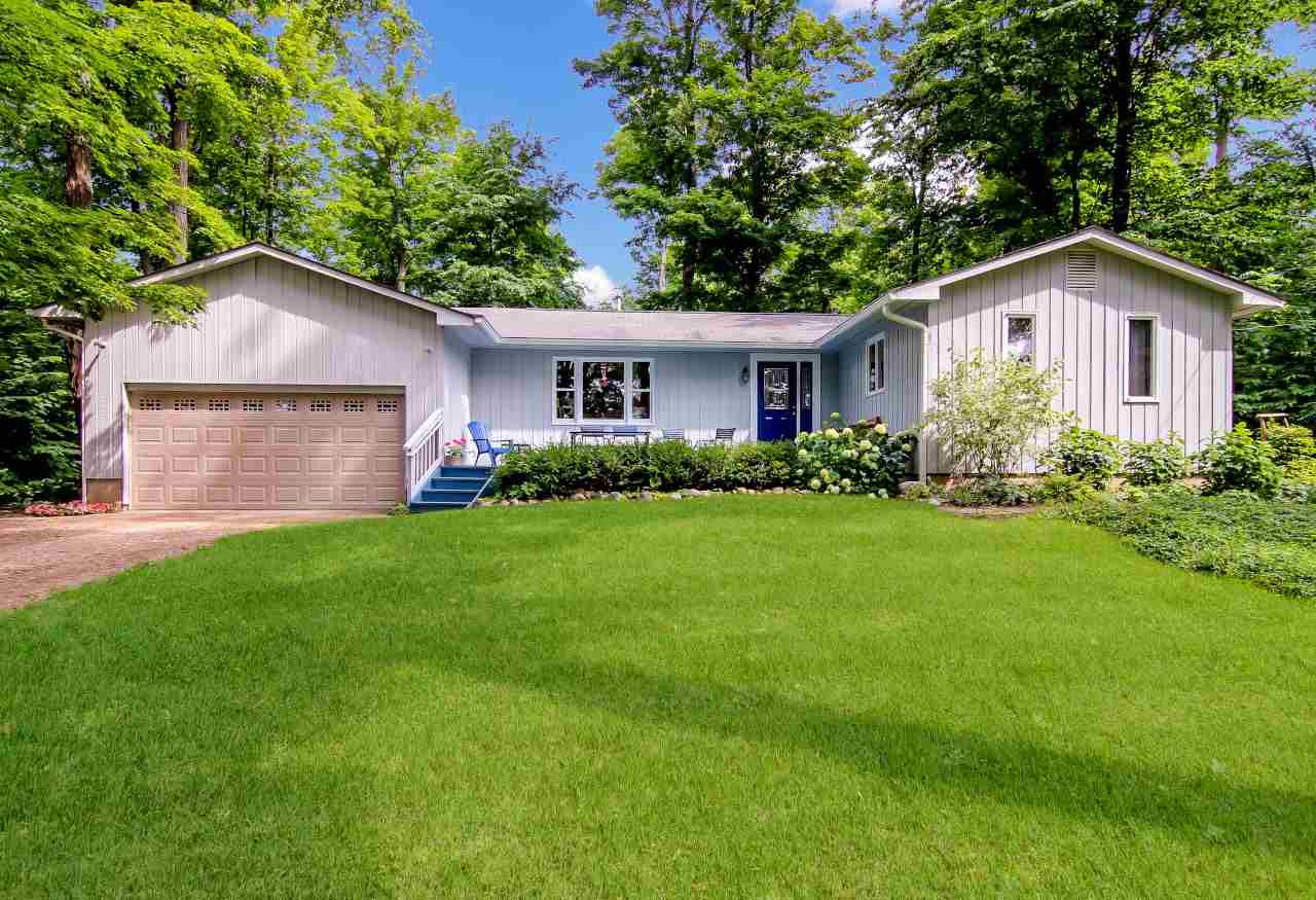 7313 East Birch Point Road Traverse City, MI 49684 - Photo 1 of 37 1865354.JPG