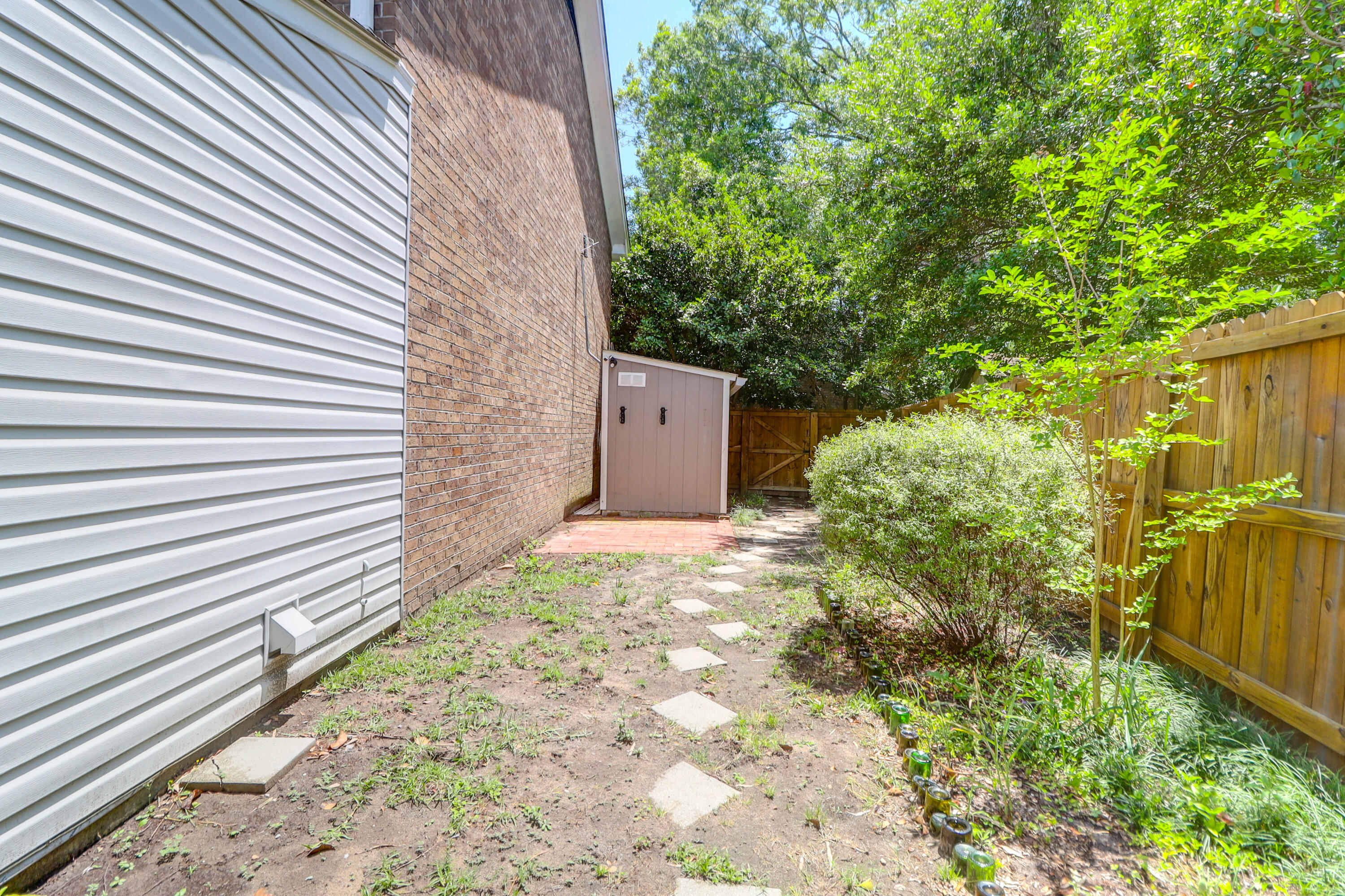 680 Buckhall Court Mount Pleasant, SC 29464 - Photo 37 of 42 680 Buck Hall -Tidalcreekphoto- (30)