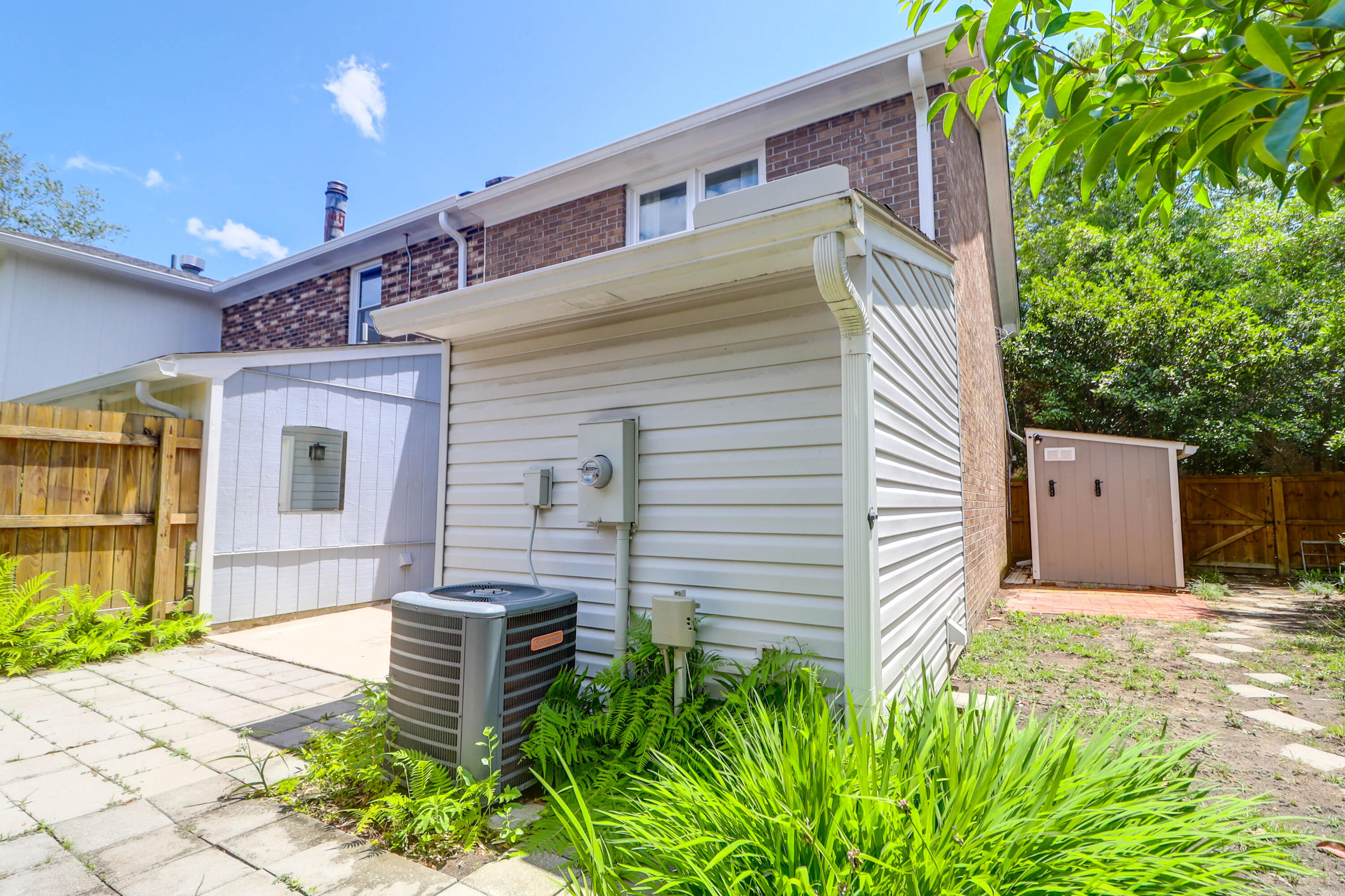 680 Buckhall Court Mount Pleasant, SC 29464 - Photo 38 of 42 680 Buck Hall -Tidalcreekphoto- (31)