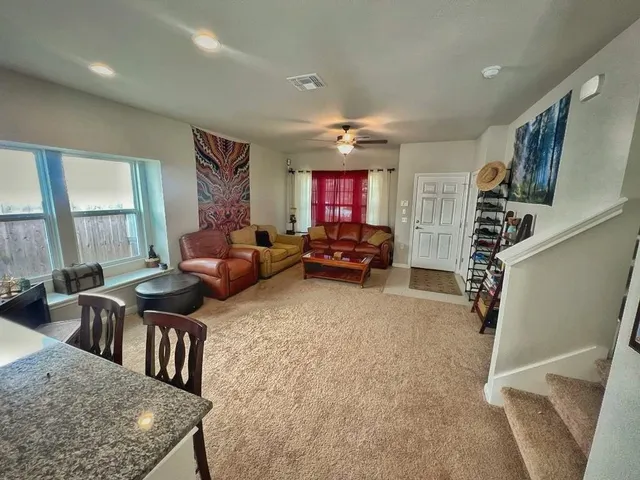 $1,950 | 9504 Morning Iris Drive, Manor, TX 78653