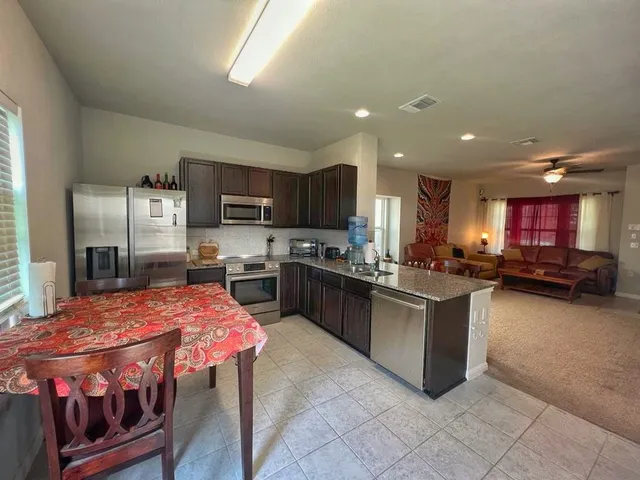 $1,950 | 9504 Morning Iris Drive, Manor, TX 78653