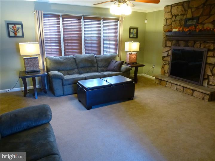 16 Bennington Road Bordentown, NJ 08505 - Photo 6 of 25 Family Room