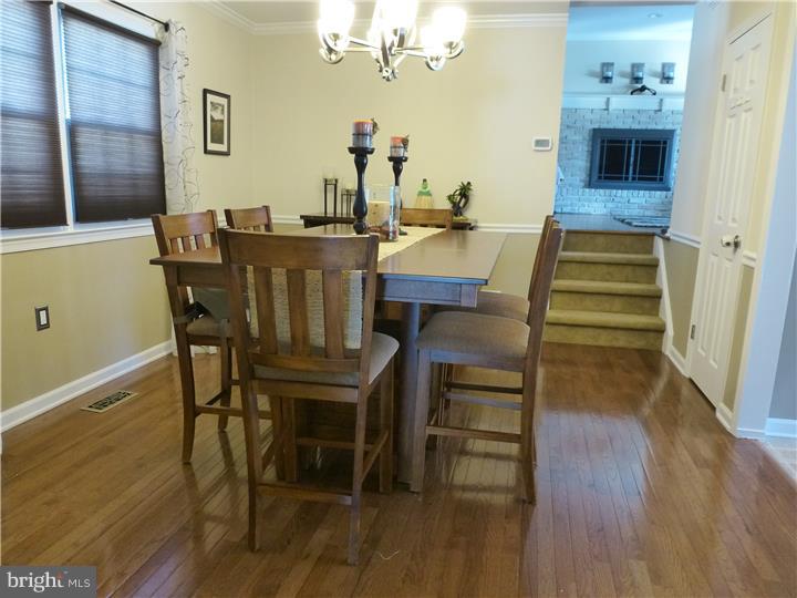 16 Bennington Road Bordentown, NJ 08505 - Photo 8 of 25 Dining Room
