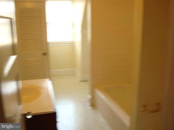 101 Charlcote Road Baltimore, MD 21218 - Photo 12 of 15 Bath 2
