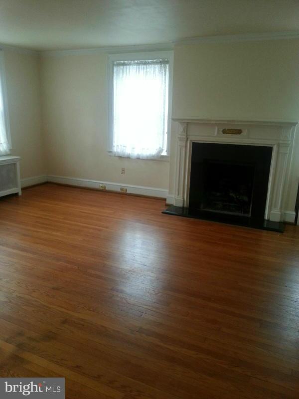 101 Charlcote Road Baltimore, MD 21218 - Photo 4 of 15 Bedroom (Master)