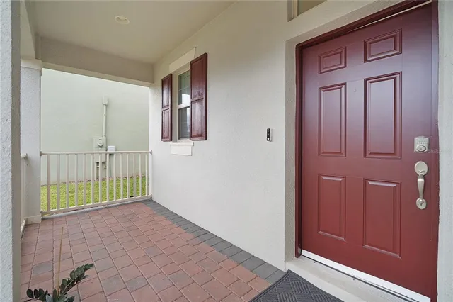 a view of an empty room with window