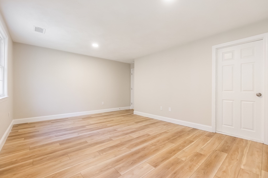 14 Apple Ridge Road, Unit 2 Maynard, MA 01754 - Photo 13 of 30