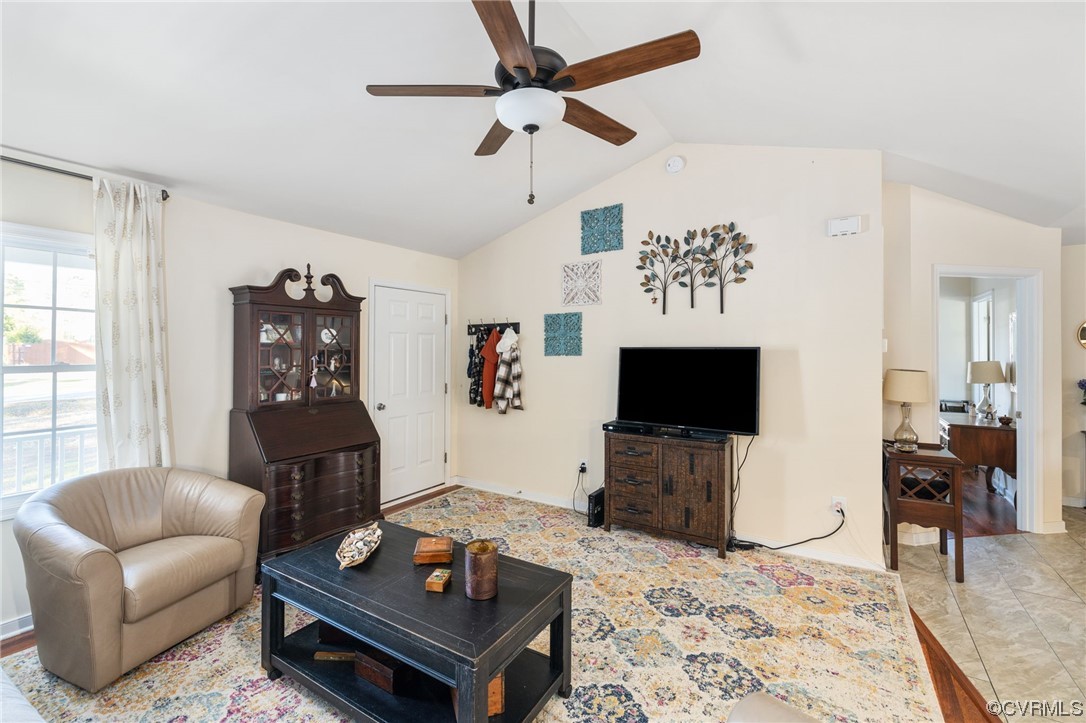 21219 Matoaca Road Petersburg, VA 23803 - Photo 13 of 36 Gallery Image 13