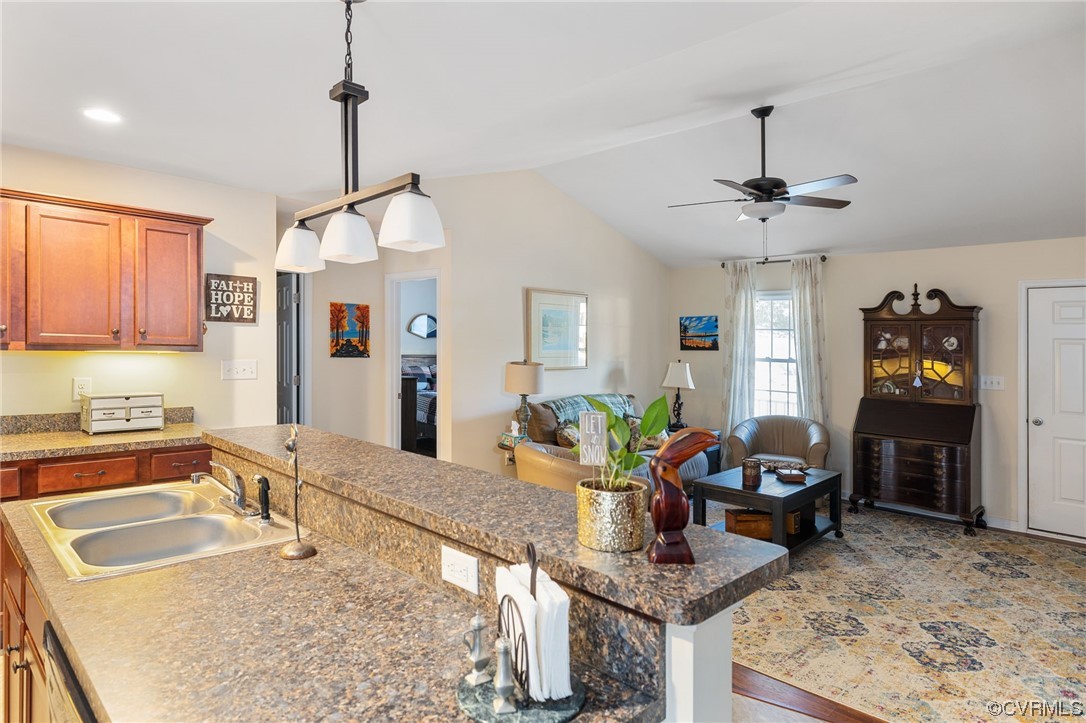 21219 Matoaca Road Petersburg, VA 23803 - Photo 4 of 36 Gallery Image 4