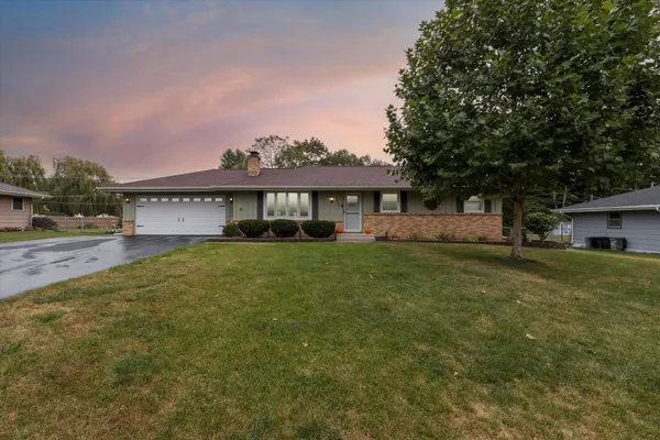$249,000 | 9939 Gentian Drive, Machesney Park, IL 61115
