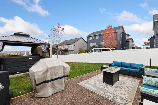 $479,900 | 27671 Oxford Lane, Elko New Market, MN 55020