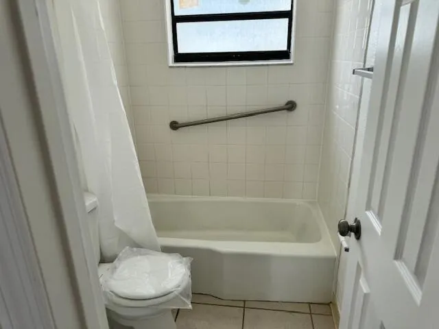 $295,000 | 5707 Briarwood Avenue, Mangonia Park, FL 33407