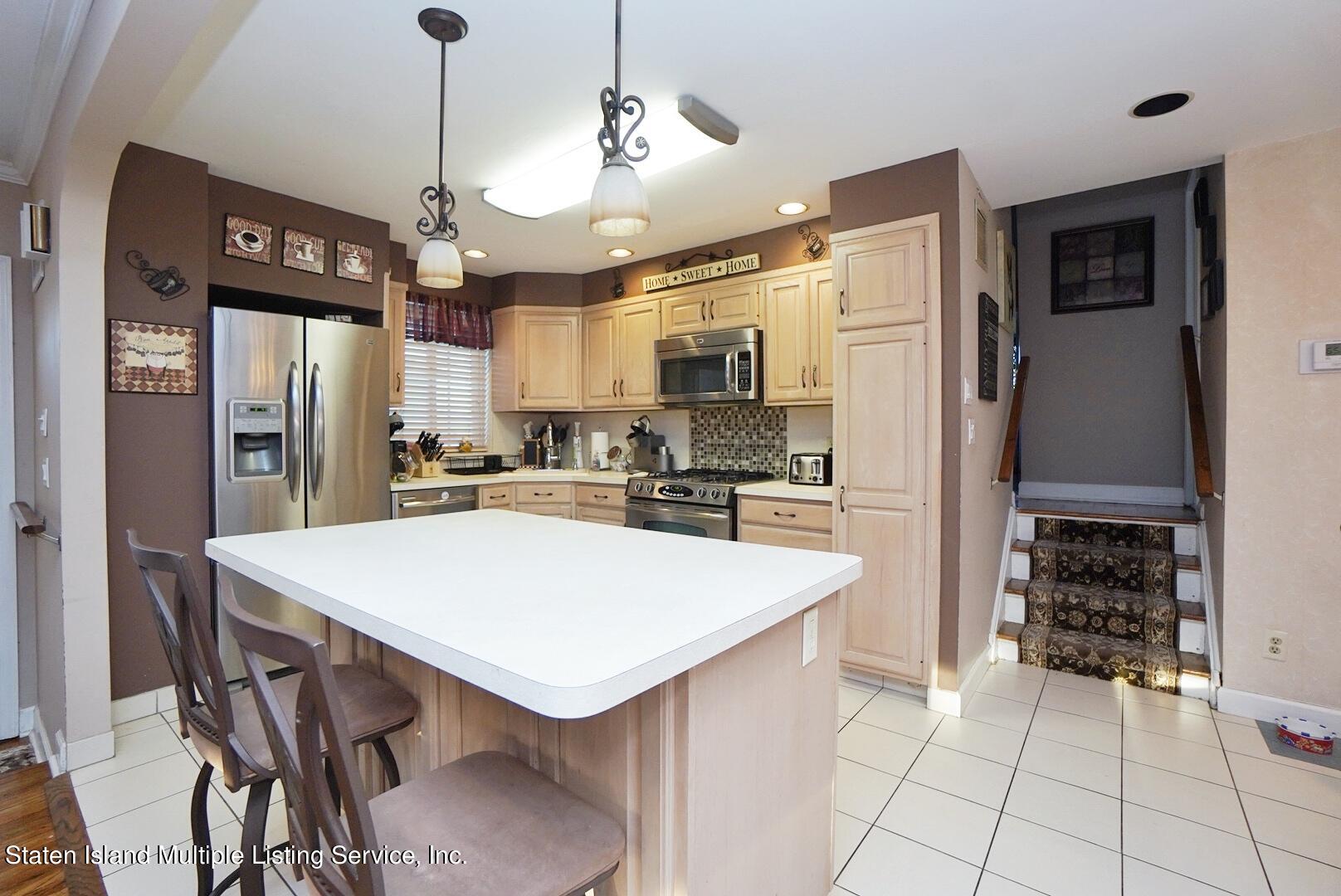87 Annadale Road Staten Island, NY 10312 - Photo 8 of 37 8