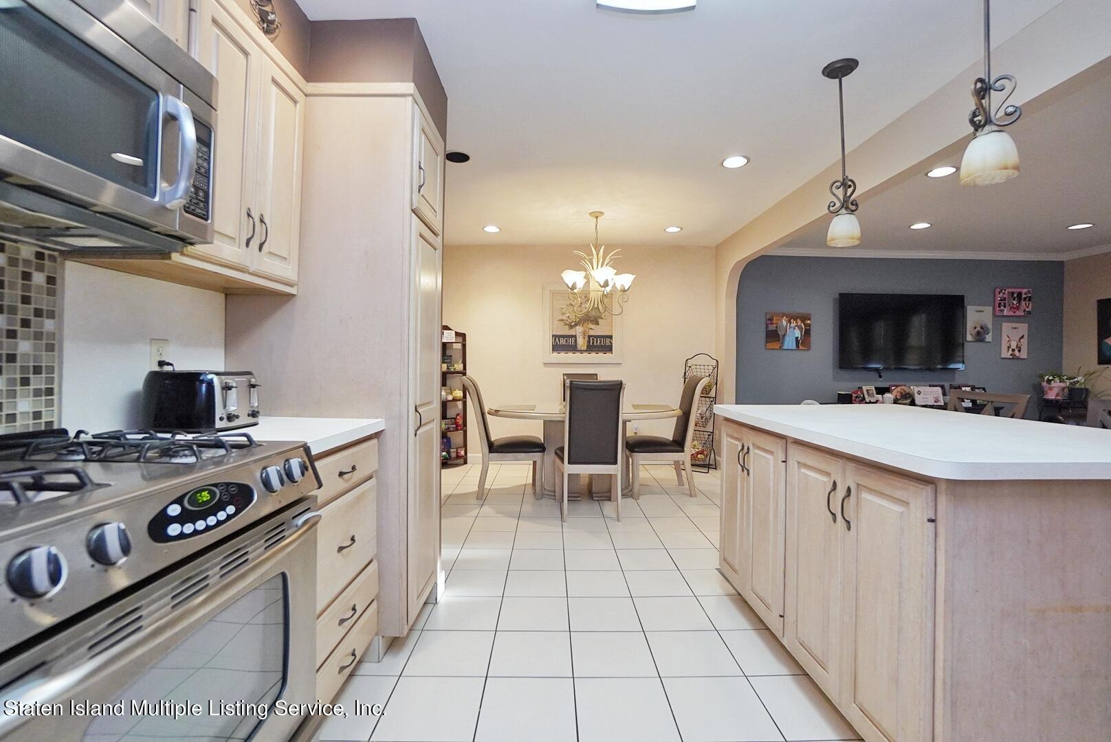 87 Annadale Road Staten Island, NY 10312 - Photo 9 of 37 9