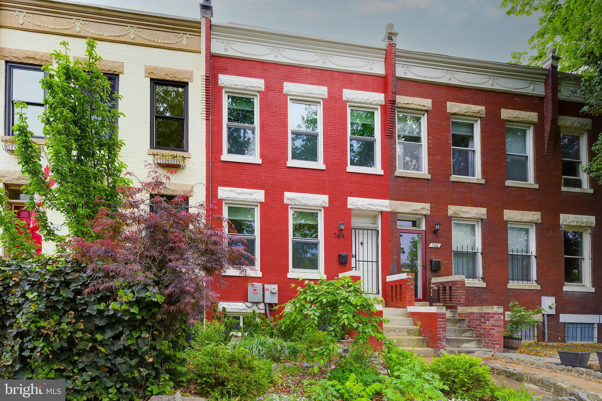 764 13th Street Southeast Washington, DC 20003 - Photo 3 of 43