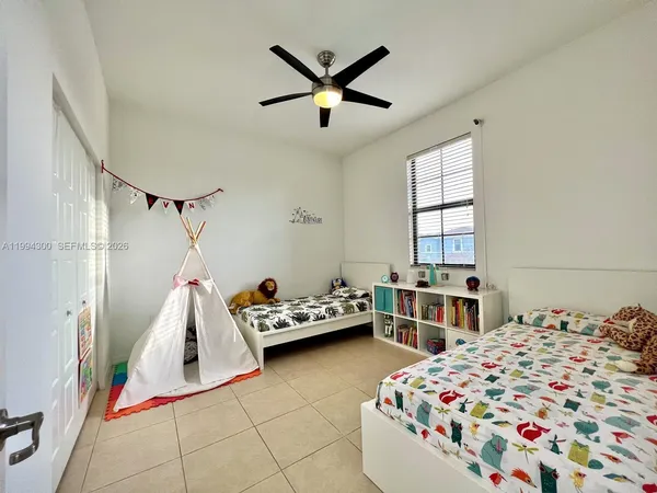 $4,500 | 649 Northeast 191st Street, Miami, FL 33179