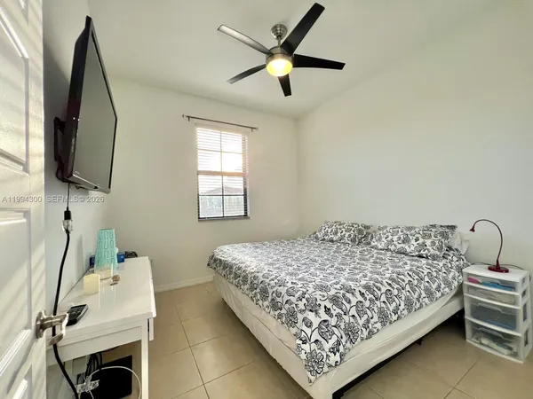 $4,500 | 649 Northeast 191st Street, Miami, FL 33179