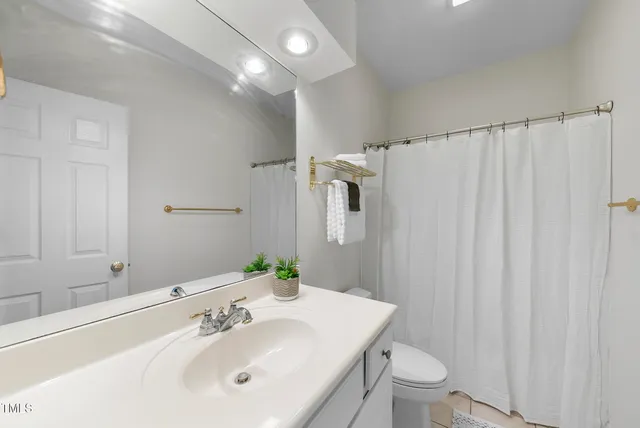 $499,999 | 50 Tyler Court, Henderson, NC 27537