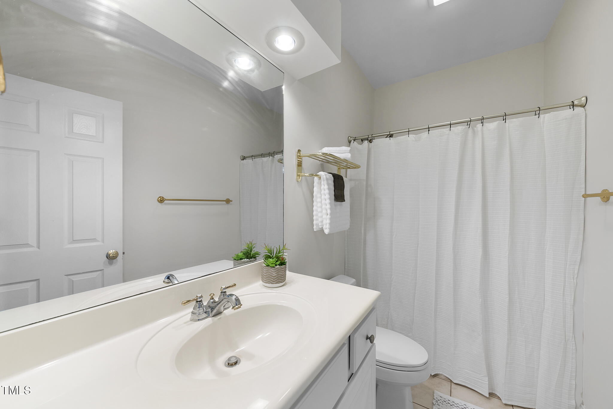 50 Tyler Court Henderson, NC 27537 - Photo 13 of 35 DSC01756