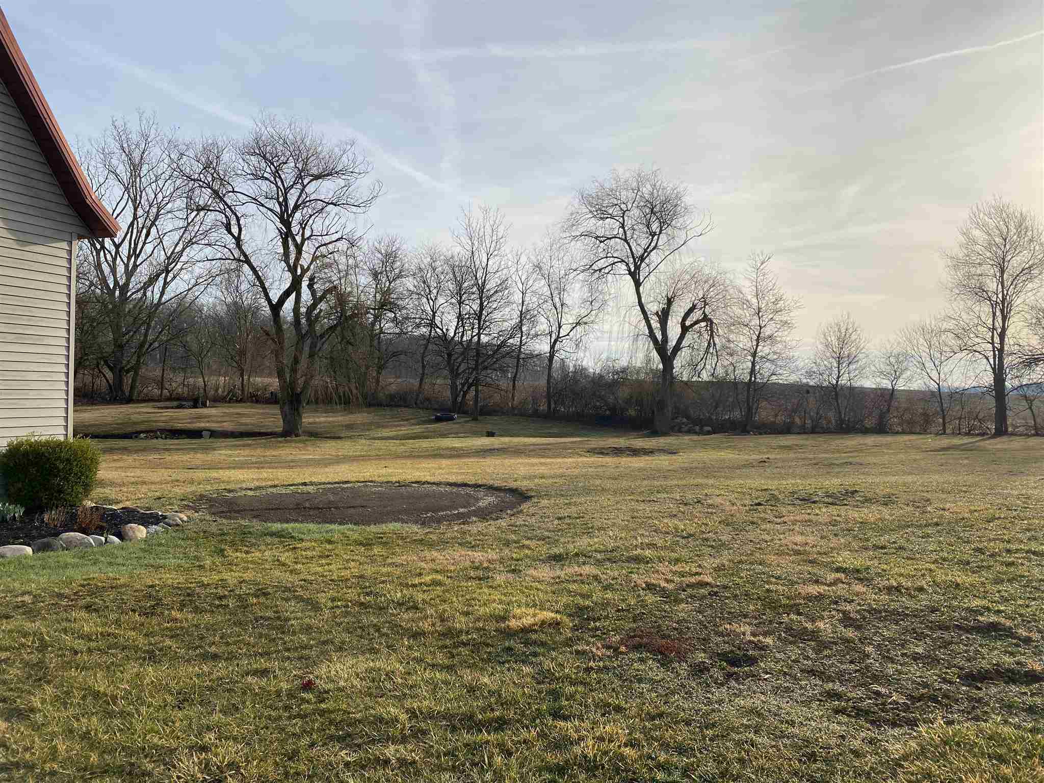 12330 South 400 E Road Muncie, IN 47302 - Photo 4 of 6 Gallery Image 4