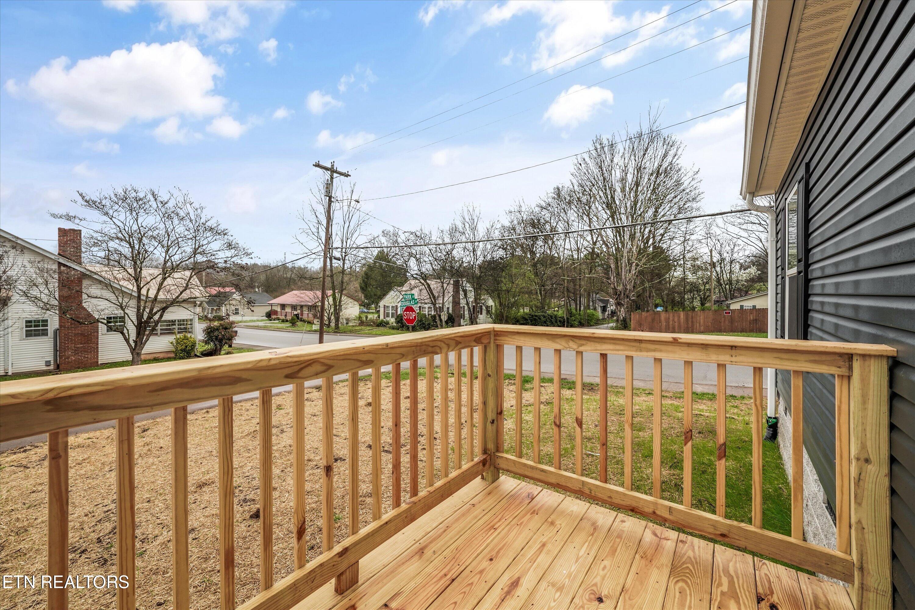 400 Park Street Athens, TN 37303 - Photo 27 of 36 30-400 Park St 26