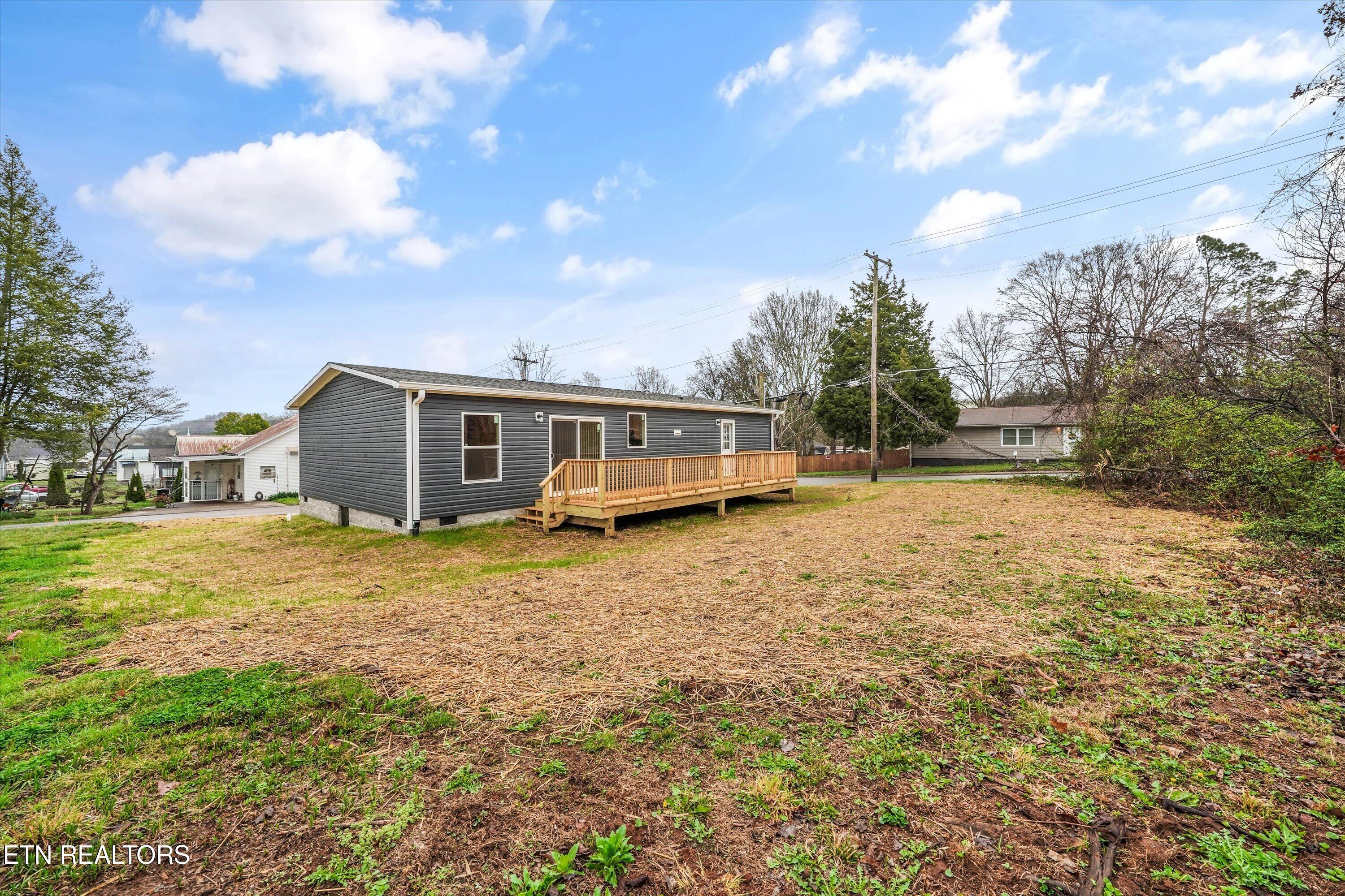 400 Park Street Athens, TN 37303 - Photo 31 of 36 35-400 Park St 29