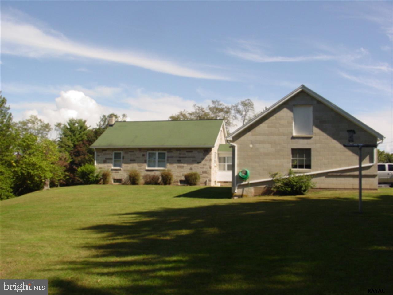 3250 Bull Road York, PA 17315 - Photo 2 of 36 Gallery Image 2