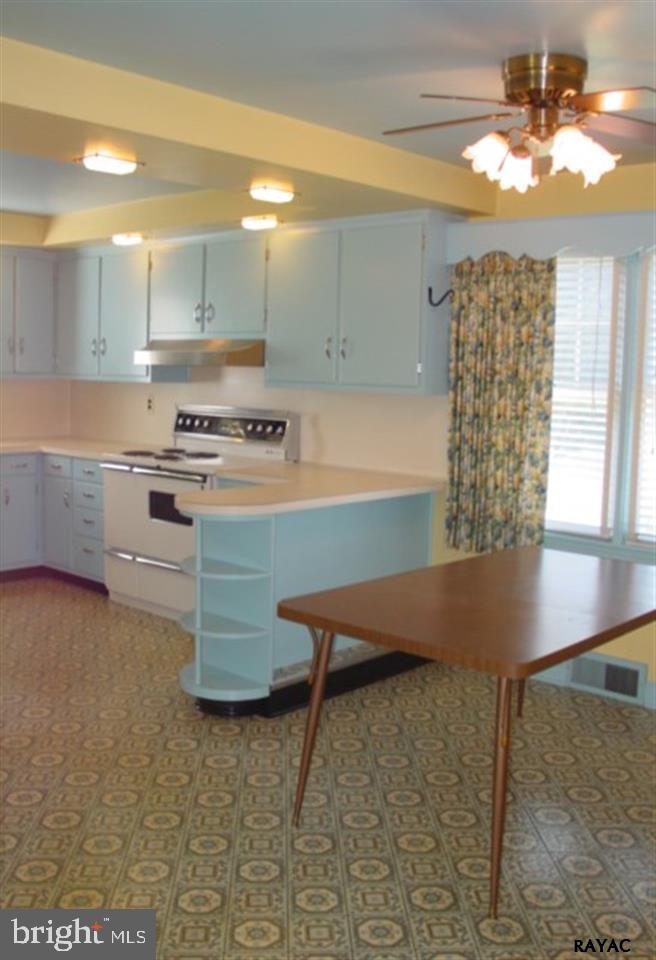3250 Bull Road York, PA 17315 - Photo 8 of 36 Gallery Image 8
