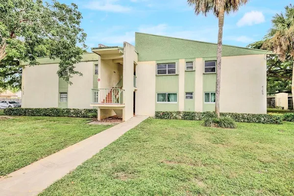 $2,000 | 4155 Northwest 90th Avenue, Unit 201, Coral Springs, FL 33065
