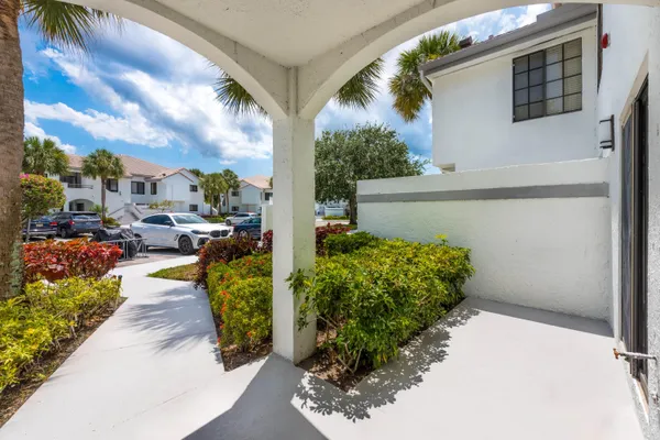 $8,500 | 15831 Loch Maree Lane, Unit 5502, Delray Beach, FL 33446