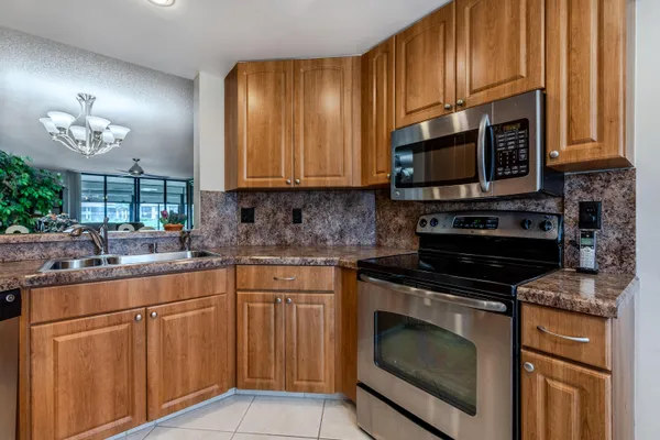 $8,500 | 15831 Loch Maree Lane, Unit 5502, Delray Beach, FL 33446