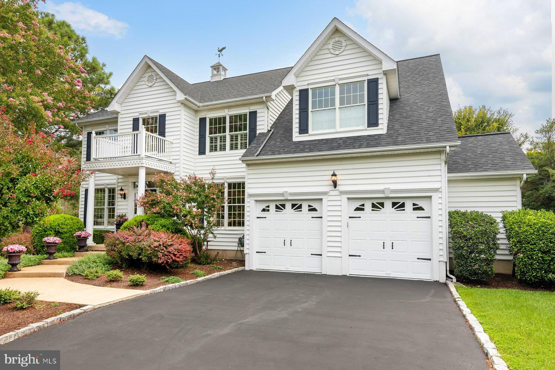 21477 Island Club Road Tilghman, MD 21671 - Photo 6 of 48 Attached 2-car garage