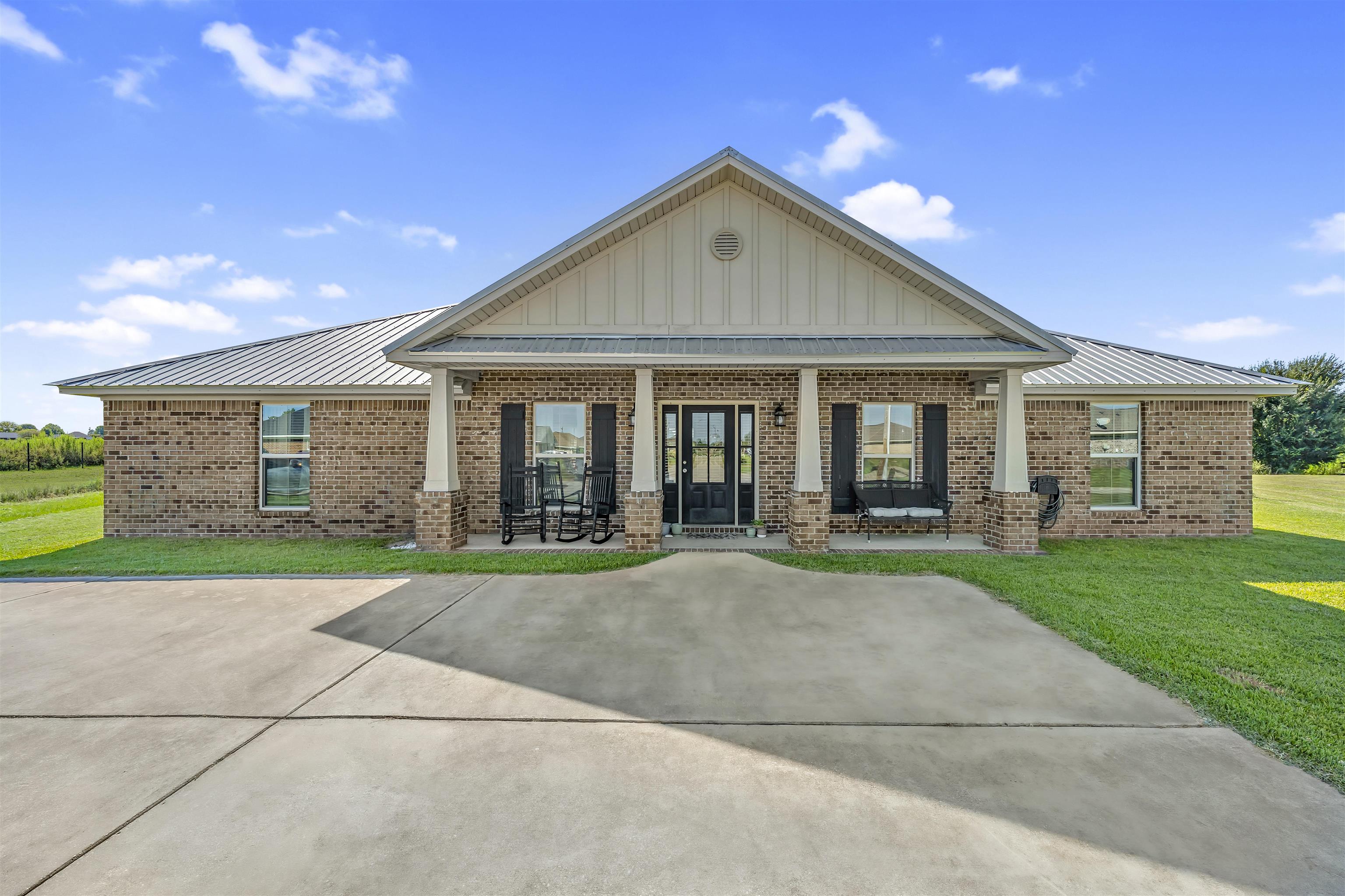 15570 Medway Court Foley, AL 36535 - Photo 1 of 25 Front Of Structure