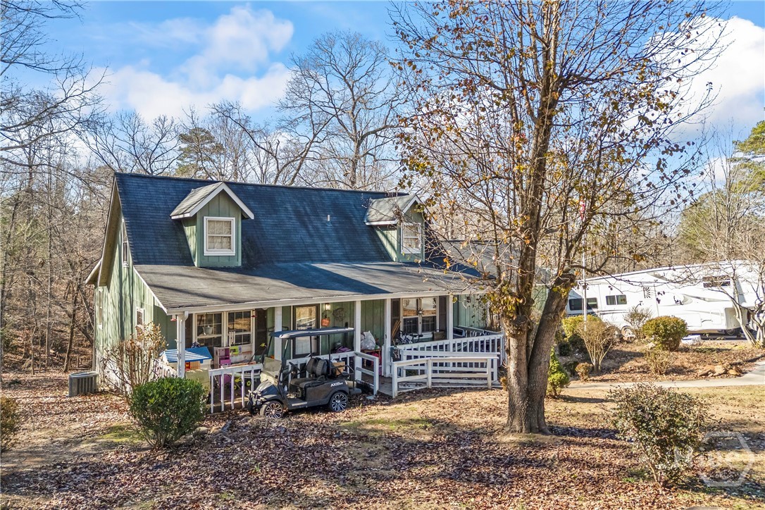 183 Golden Valley Drive Demorest, GA 30535 - Photo 4 of 58