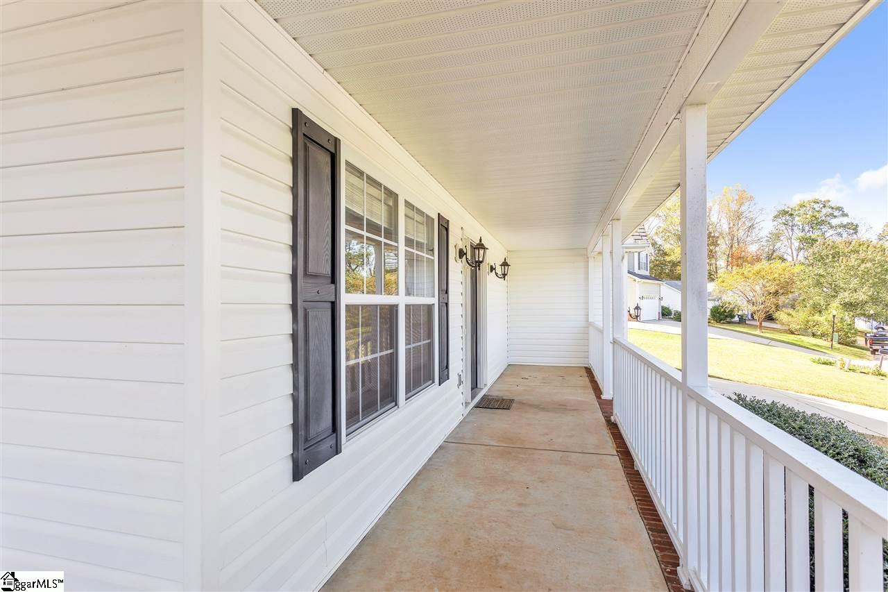 712 Timberwood Ridge Greer, SC 29651 - Photo 7 of 29 Gallery Image 7
