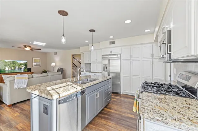 $1,195,000 | 26061 Charonne Court, Valencia, CA 91355
