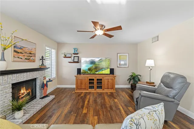 $1,195,000 | 26061 Charonne Court, Valencia, CA 91355