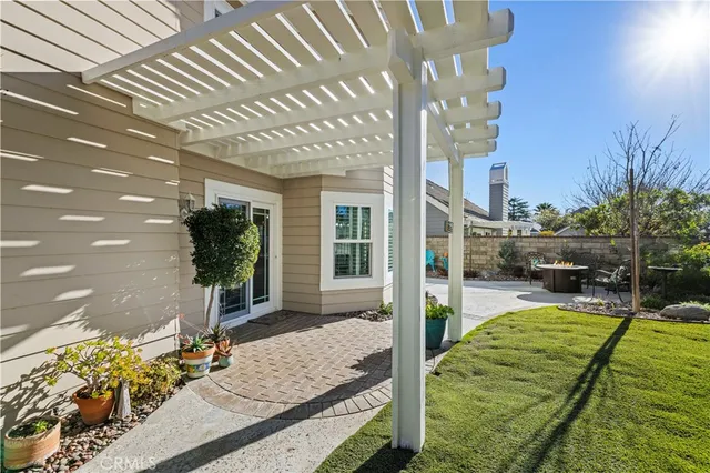 $1,195,000 | 26061 Charonne Court, Valencia, CA 91355