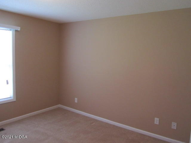 1383 Hamlin Road Lizella, GA 31052 - Photo 10 of 15 a room